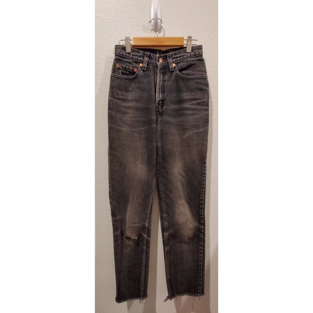 LEVIS Distressed Black Mom Jeans